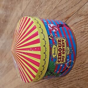 Harrods musical circus tin